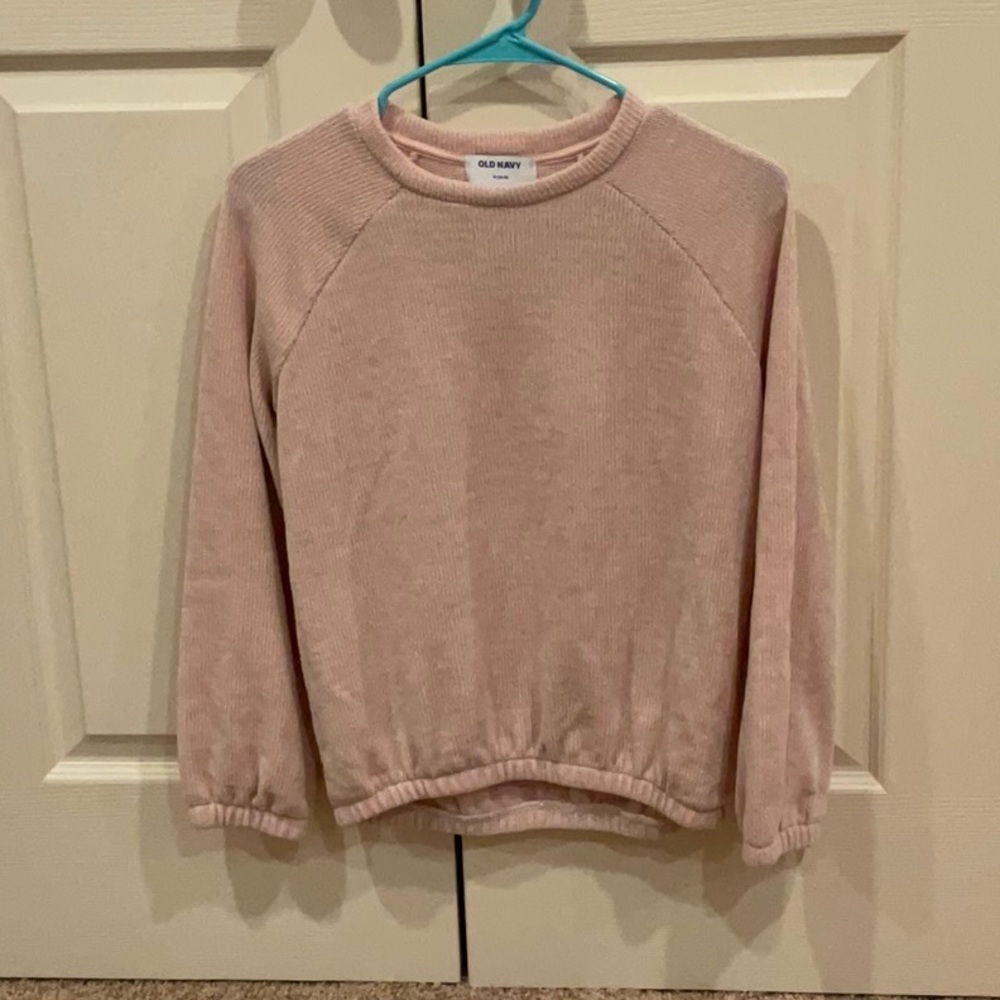 Light pink girls sweater